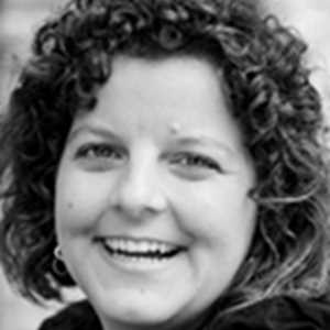 Charlotte, un coach pour entreprise à Colombes